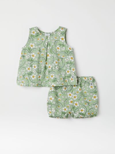 Polarn O. Pyret Setti, jossa paita ja housut, kukkakuvio