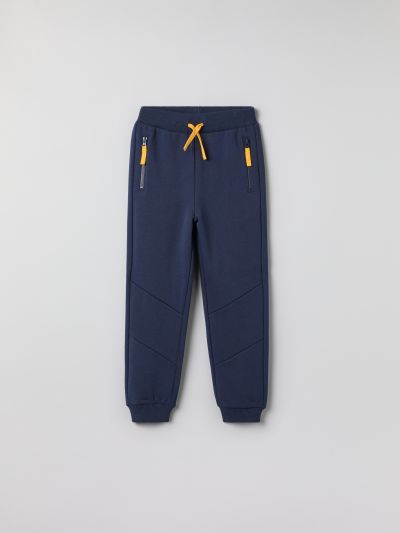 Polarn O. Pyret Collegehousut taskuilla