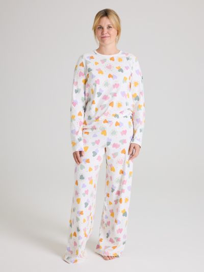 Polarn O. Pyret Aikuisten pyjama sydänkuviolla