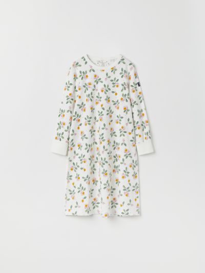 Polarn O. Pyret Yöpaita taitettavilla resoreilla ja marjakuviolla